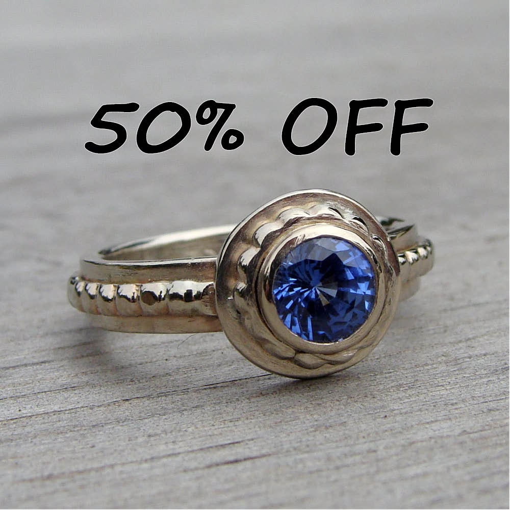 CLEARANCE - Chatham Cornflower Blue Sapphire and Recycled 14k White Gold Ring, size 7
