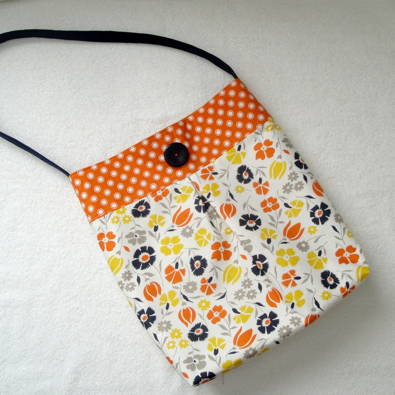 Pleated Hobo Bag in Summer Floral
