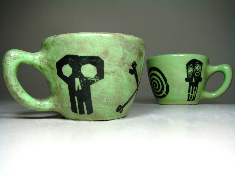ParaNorman Skull 12oz cup.  Made to Order.