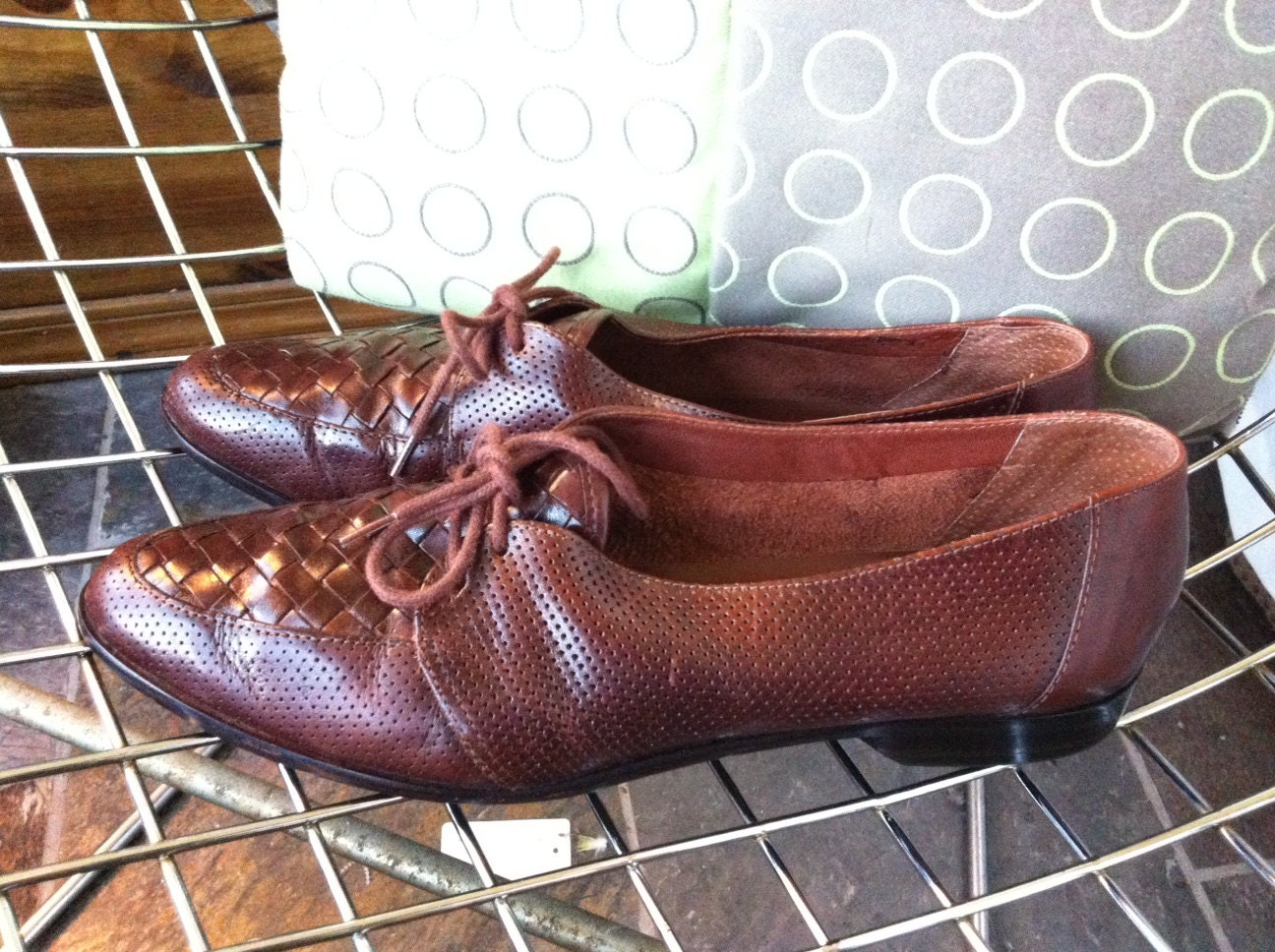 Vintage Pappagallo brown leather perforated and woven shoes US size 9N