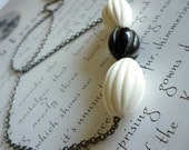 mod vintage necklace - black and white beads on gunmetal chain - marni necklace