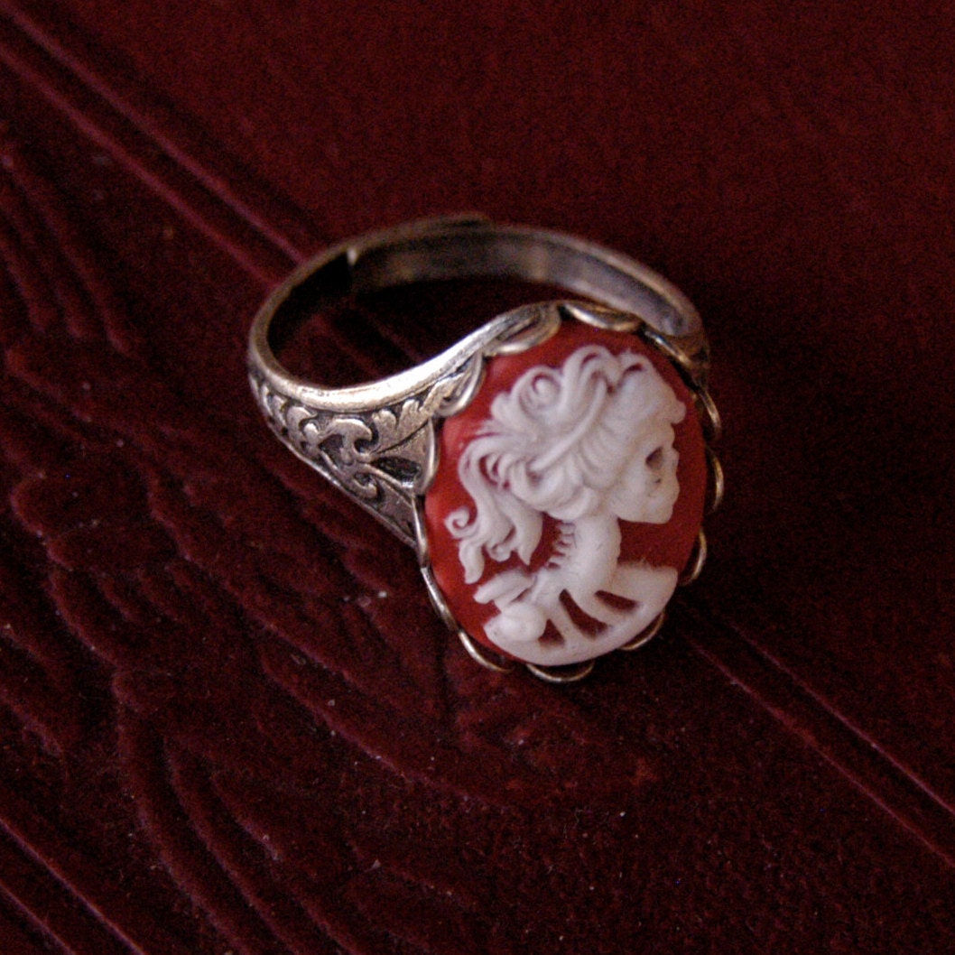 Skeleton Lady Cameo Ring- Red and Silver