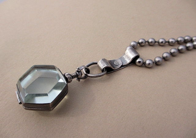 Heirloom Locket - Sterling Silver Glass