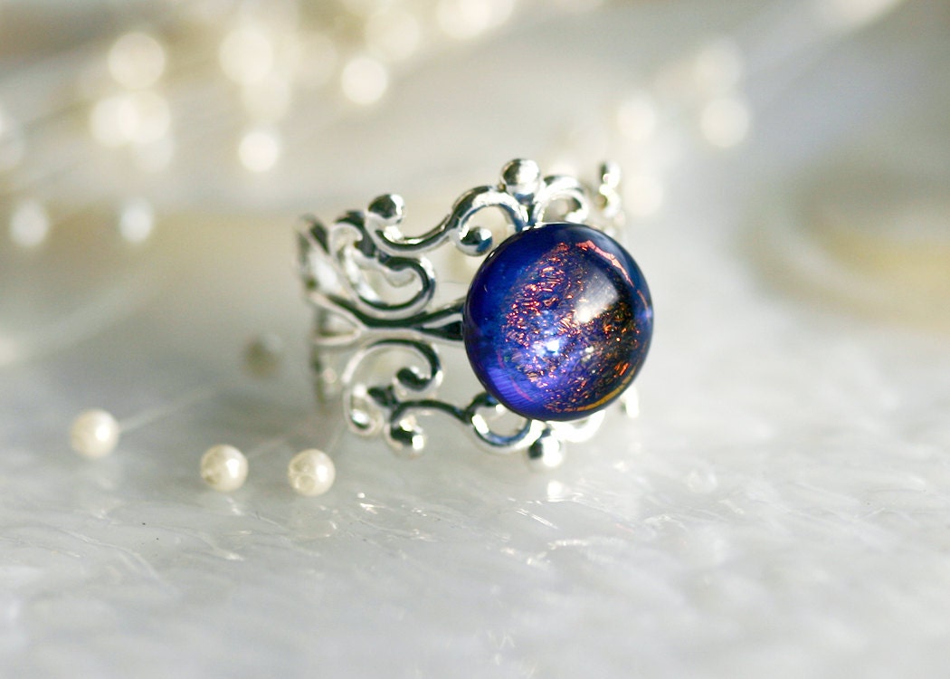 Filigree Ring with Dichroic Fused Glass Stone R009