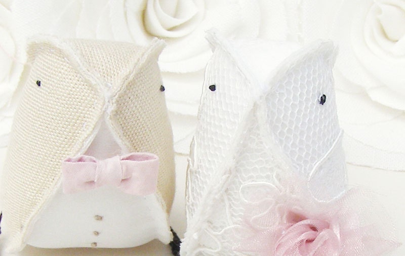 Wedding Party Decor Wedding Cake Topper Love Birds LINEN and LACE