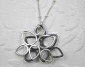 Double Trium Necklace