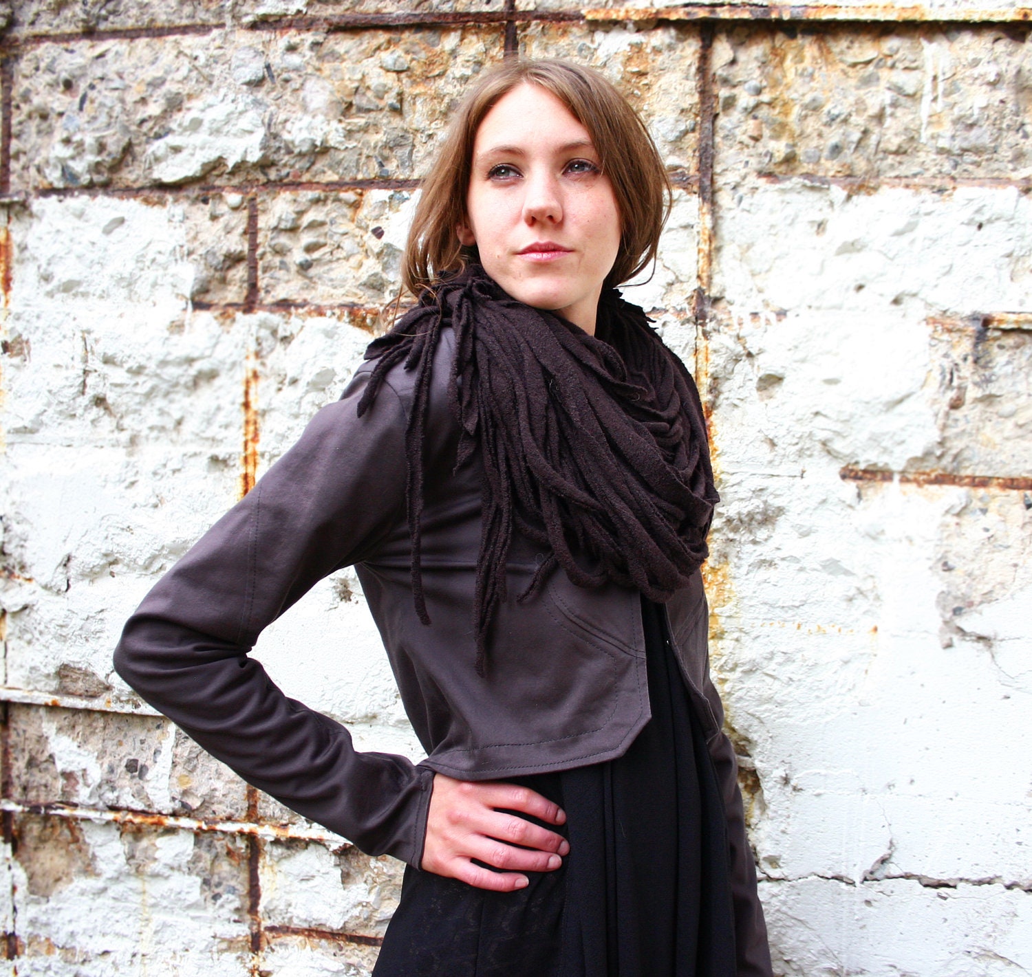 LIONESS-Boiled Wool Circle Strand Scarf-Chocolate Brown