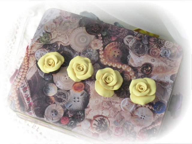 Gorgeous Creamy YELLOW Handmade Clay ROSE Magnets Sets of 4 ECS sct