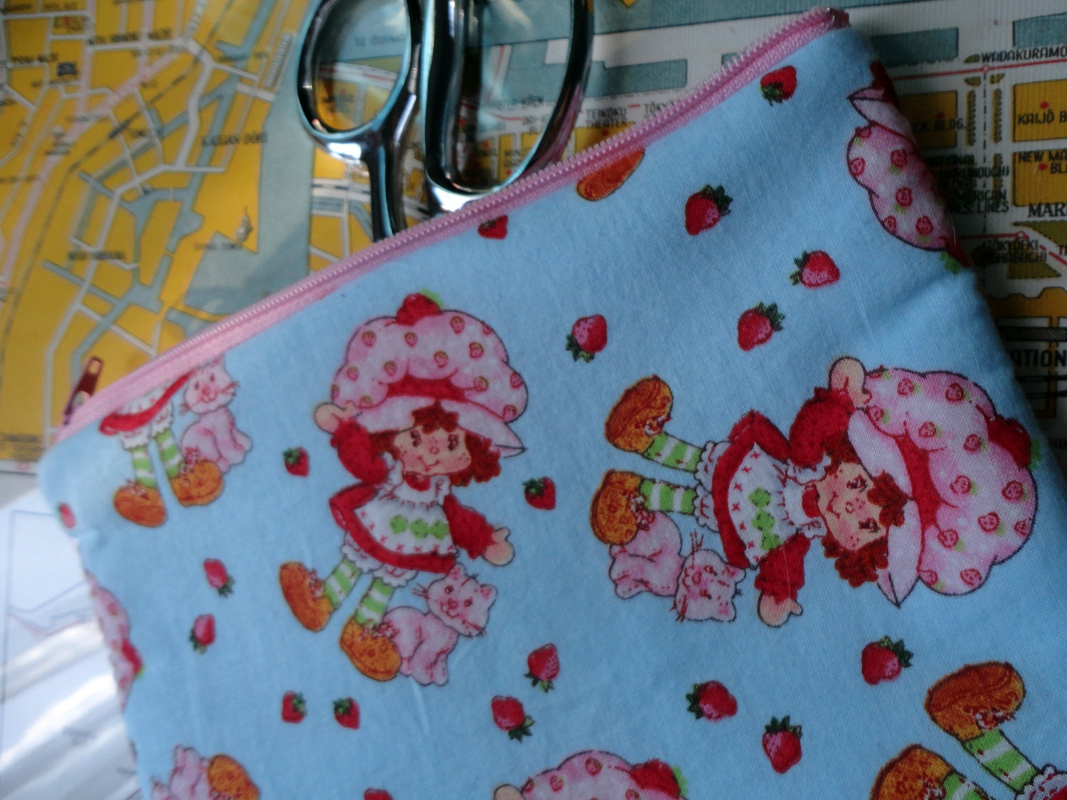 medium zipper pouch strawberry shortcake II