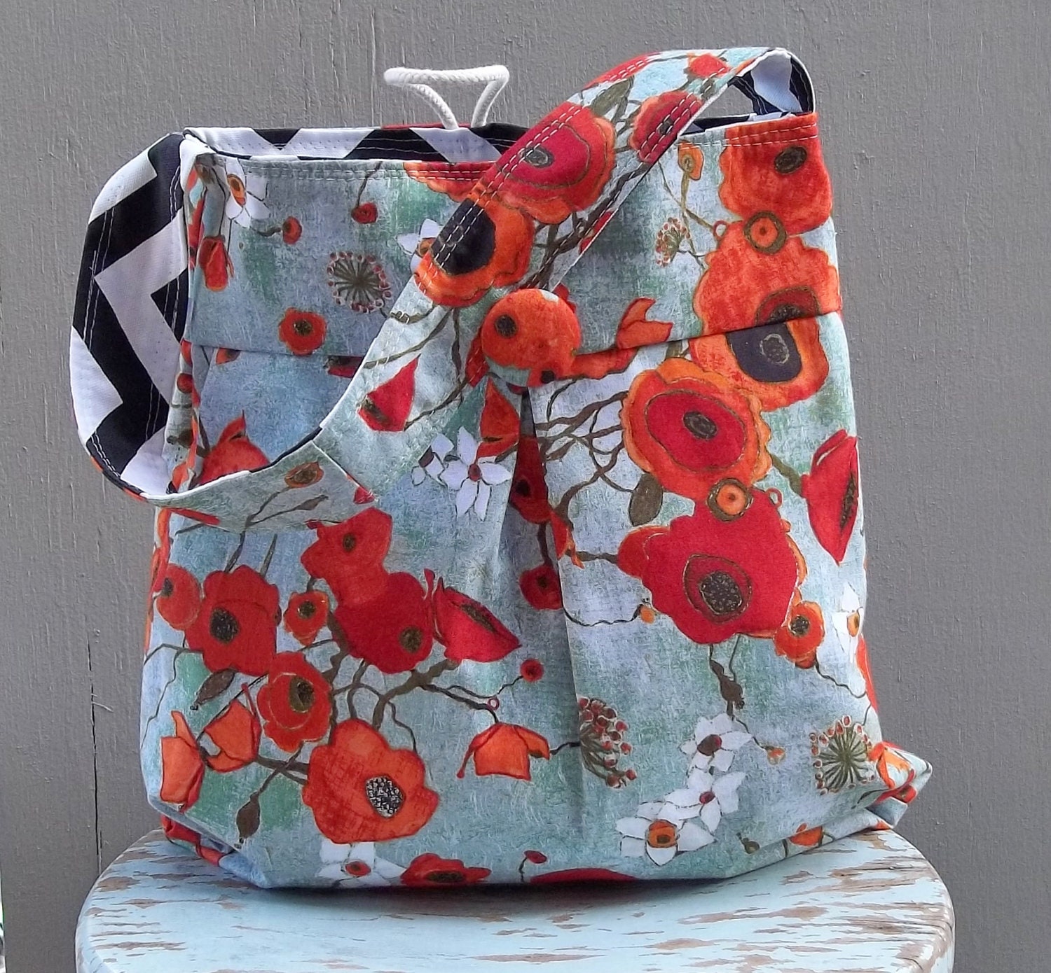 Poppies Hobo Bag - Chevron - 3 Pockets - Key Fob - Reversible