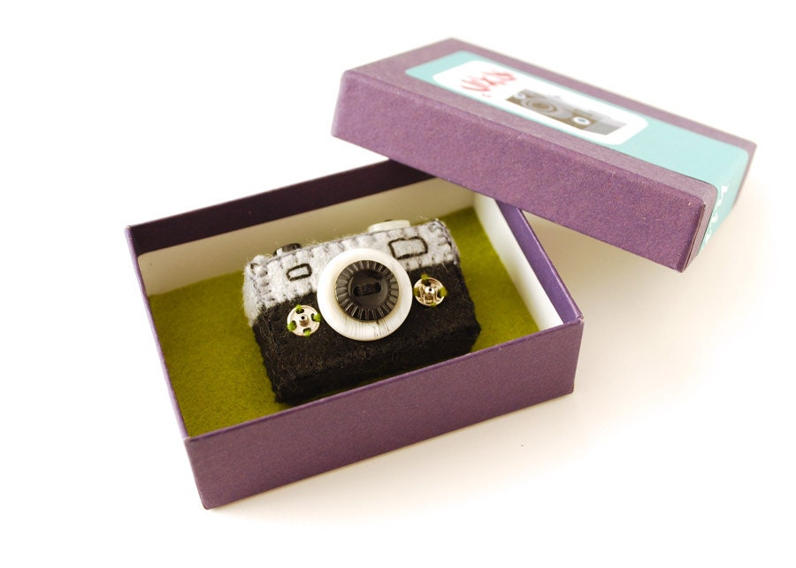 Mini Camera Brooch A