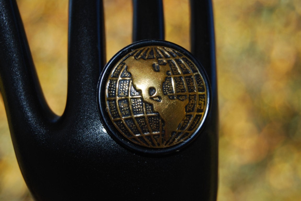 Vintage globe world brass button steampunk style fashion ring