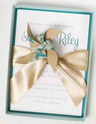 Ocean View Pinwheel Boxed Invitation