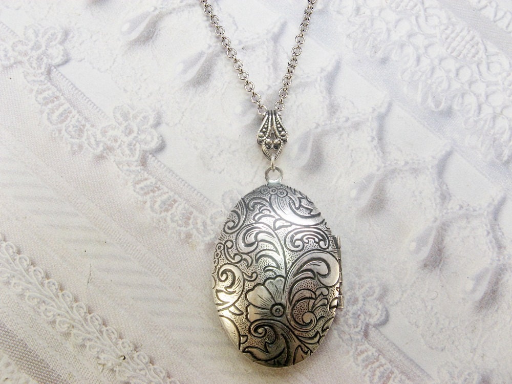 Silver Locket Necklace - Silver FLOWER LOCKET - The Original REVERSIBLE Locket - Jewelry by BirdzNbeez -  Wedding Birthday Bridesmaids Gift