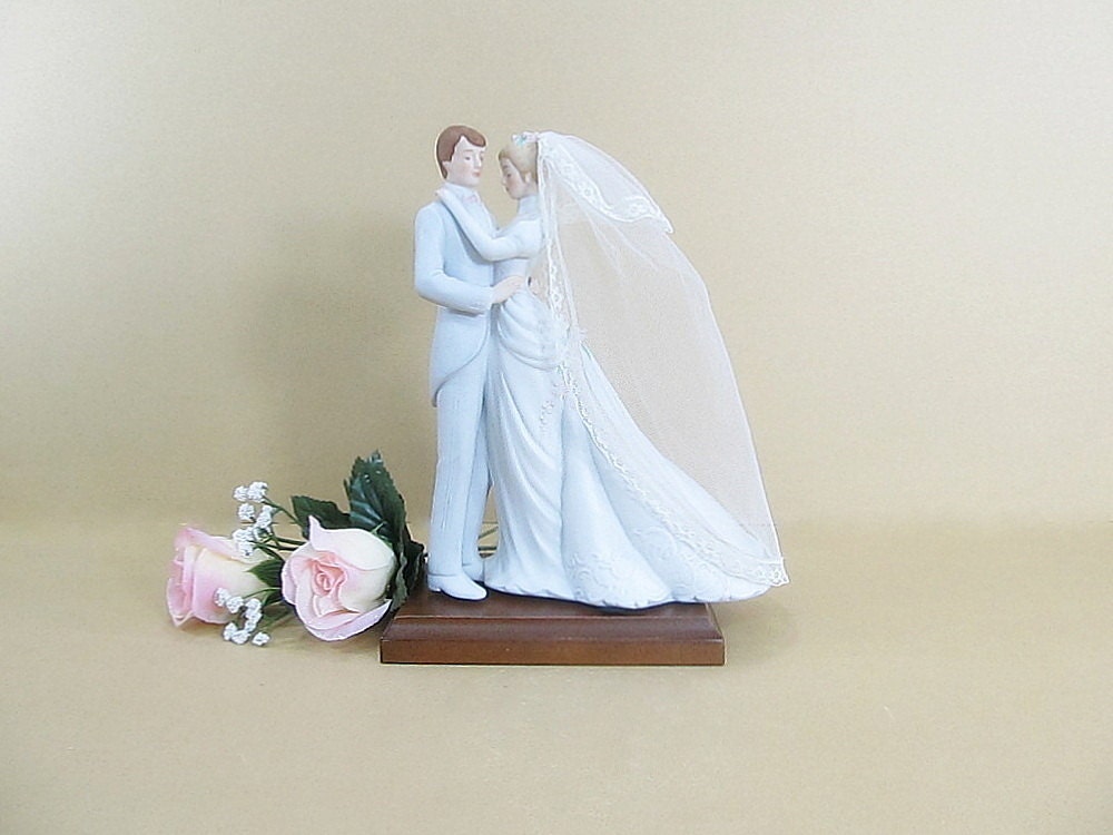 Vintage Music Box Wedding Music Box Bride and Groom by cubecone