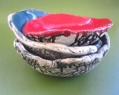 Set of three textured bottom bowls