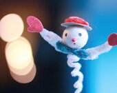 vintage Spun cotton snowman - Christmas ornament - package tie on - chenille 50s