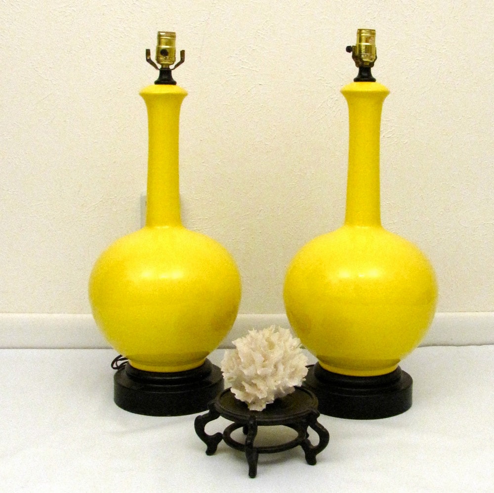 Vintage Light Lamp Pair Hollywood Regency Lemon Yellow Chinoiserie Monumental Mid Century Lamps
