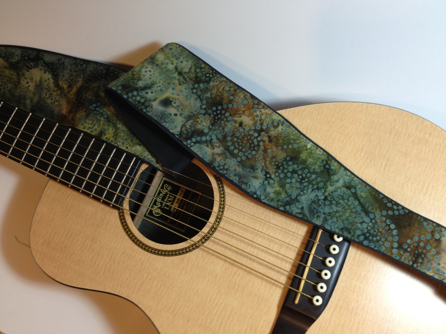 Vegan Guitar Strap-Siren Song pattern