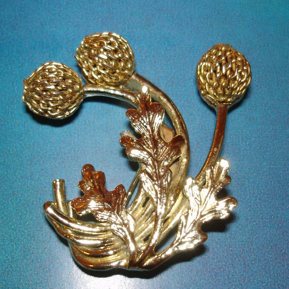 vintage gold thistle brooch