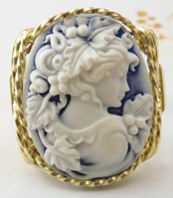 P603 Grecian Goddess Large Cameo Ring 14k Gold gf