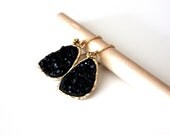 Druzy black earrings - rich color