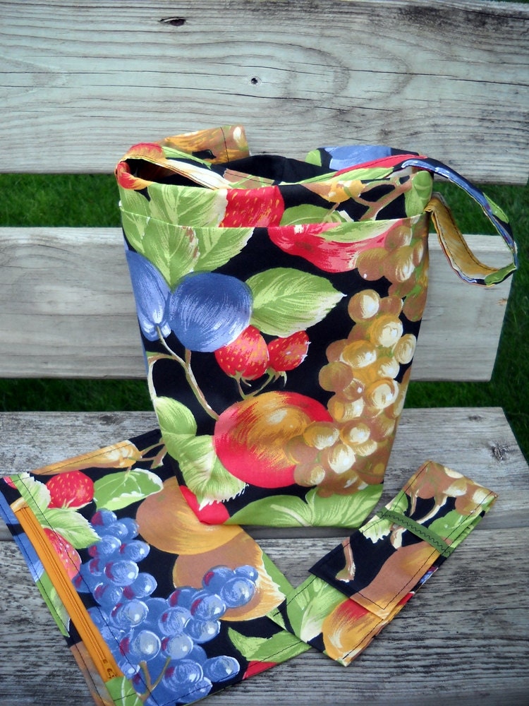Knitting Bag, Project bag, Crochet bag, Fruit on Black Cotton, Zipper accessory pouch, dpn case, KIP bag, Padded Drawstring Pockets