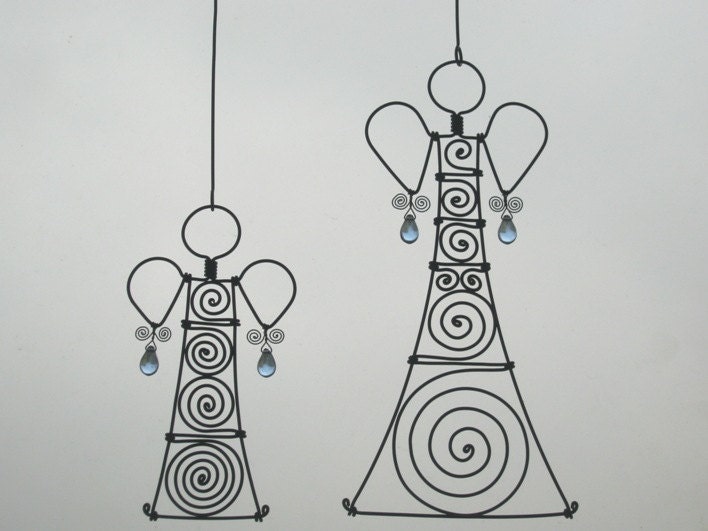 Metal Sculpture A Pair Of Wire Angels In Blue