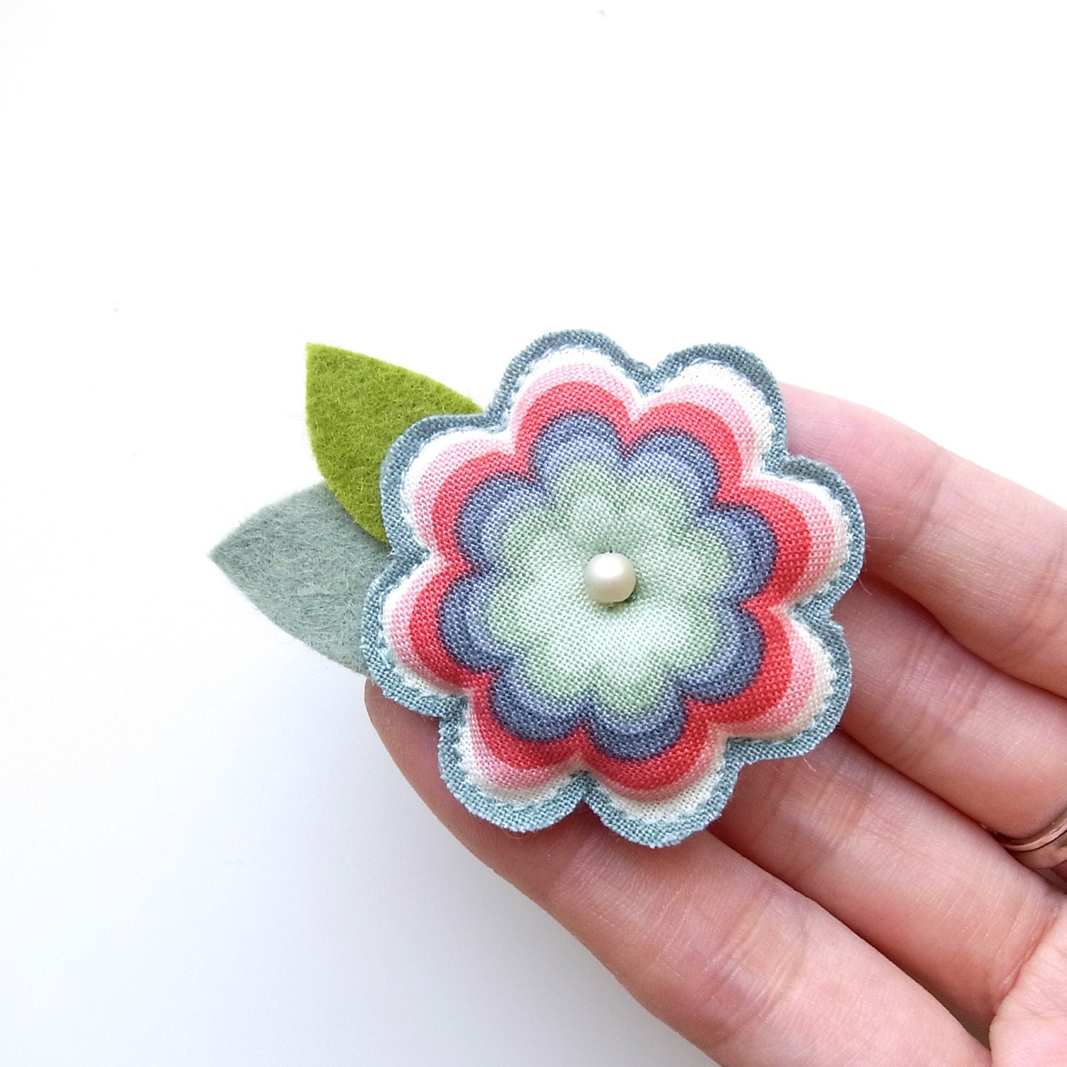Kid Friendly - Fuwa Hana Hair Clip
