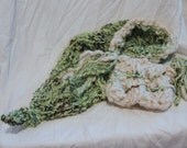 Green  Cream Chunky Newborn Infant Cocoon  Hat Hand Knit 2 piece Photography Photo Prop Set