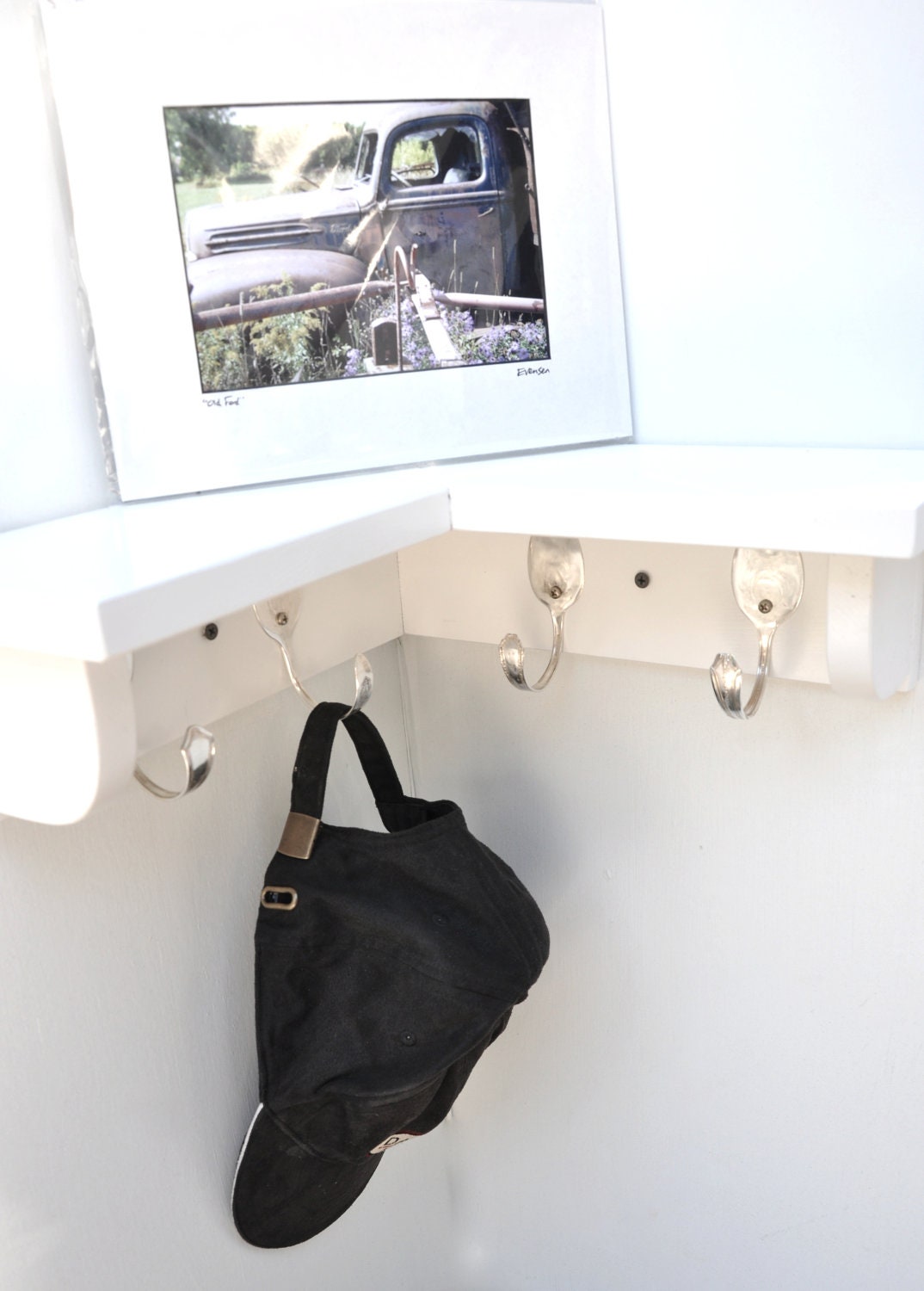 4 Spoon Hooks Coat Rack with Corner Shelf in Gloss White