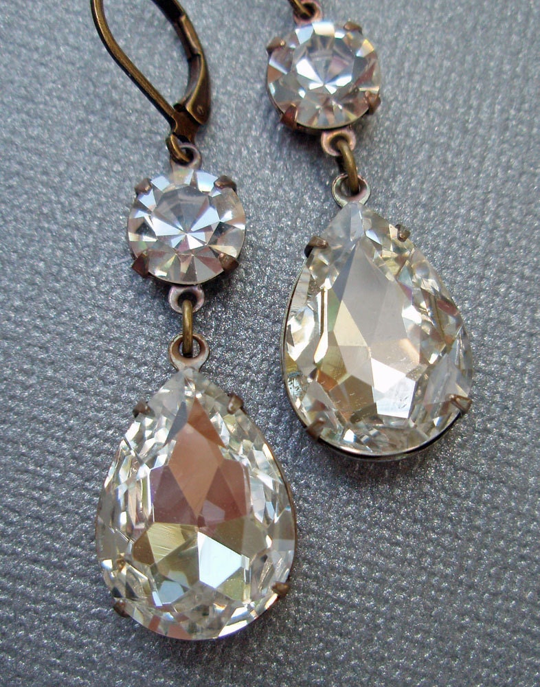 Vintage Bride Wedding Bridesmaids Earrings Estate Style Clear Crystal Drop Angelina Jolie Inspired Earrings Glamour ANGELINA