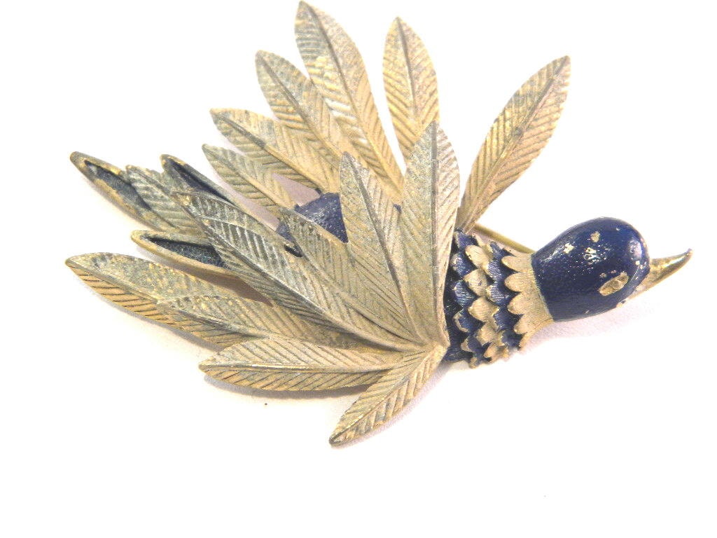 St. Labre Enamel Bird in Flight Vintage Figural Pin Brooch