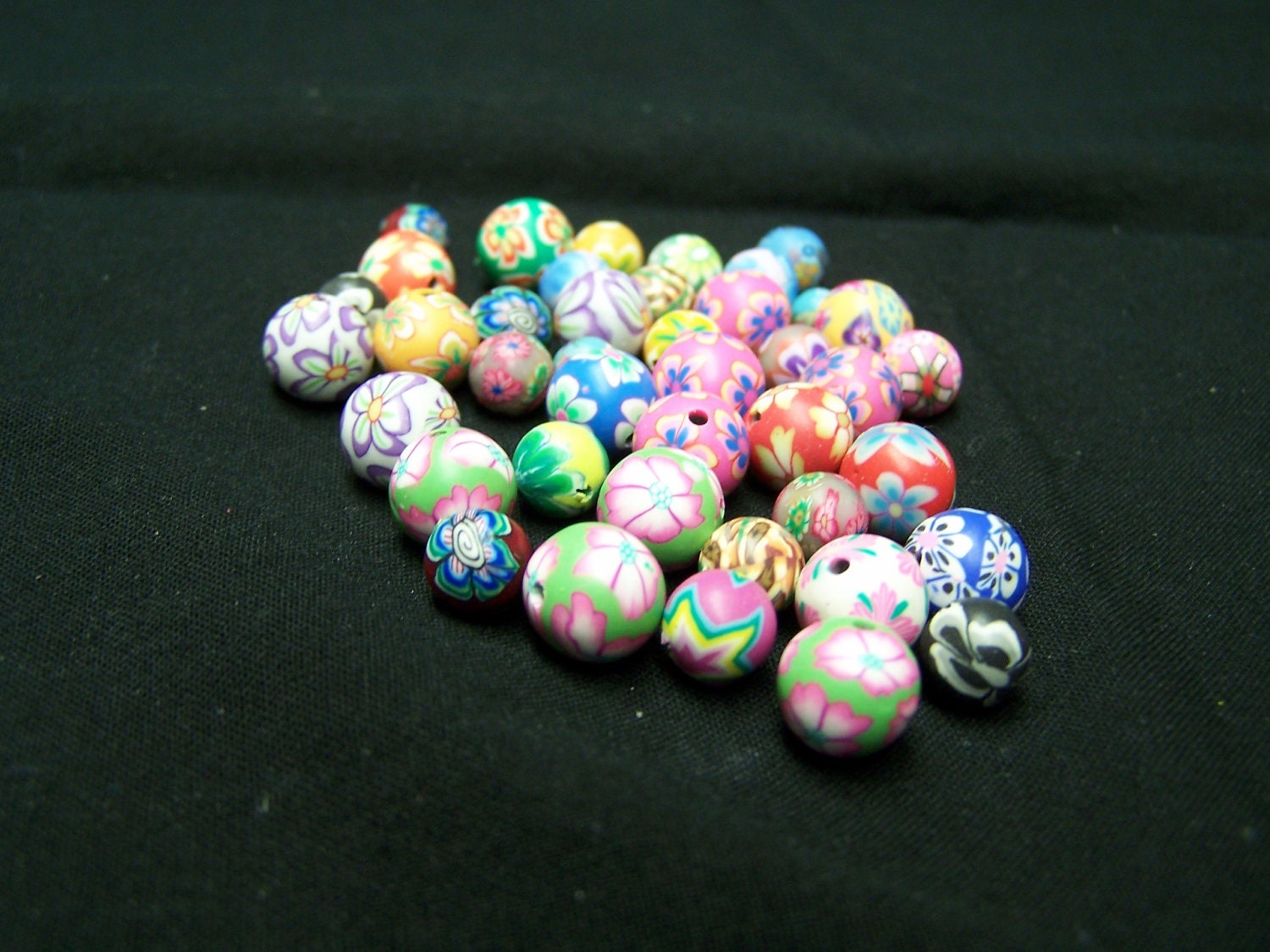 DESTASH - Assorted Polymer Clay Beads