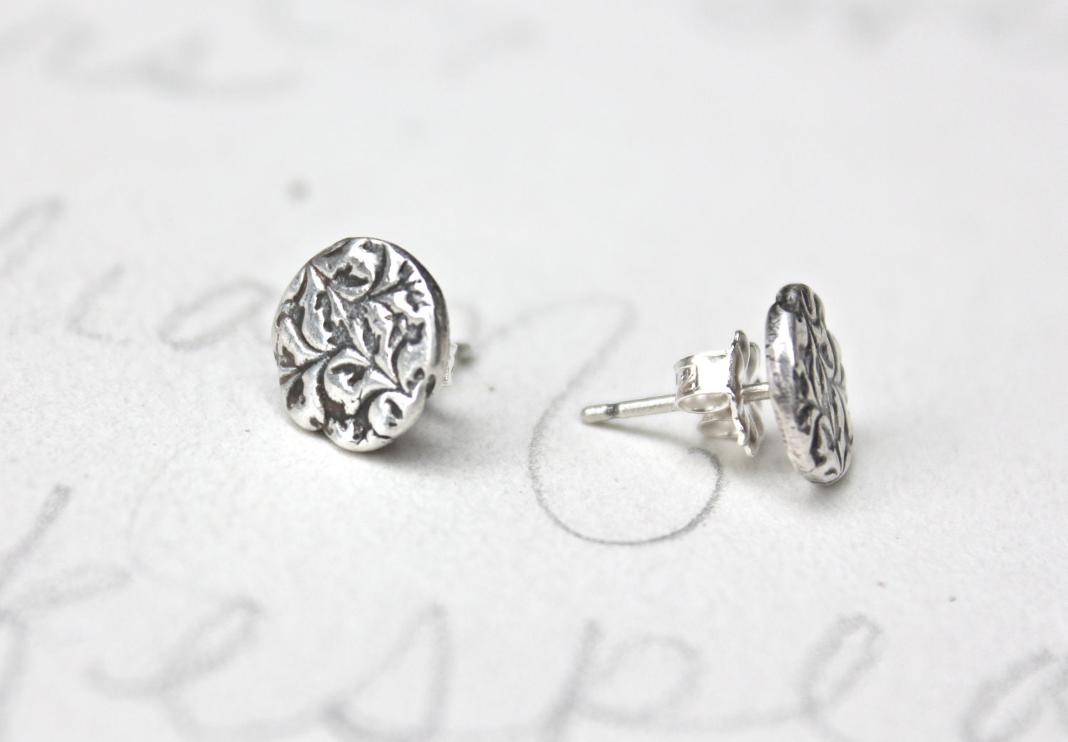 ivy post earrings .  silver vine leaf stud earrings . recycled sterling silver earrings . ready to ship