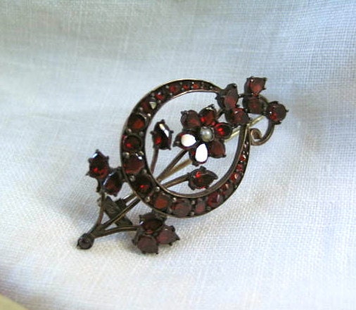 Bohemian Garnet Brooch Flat and Rose Cut Victorian Era Gold Setting