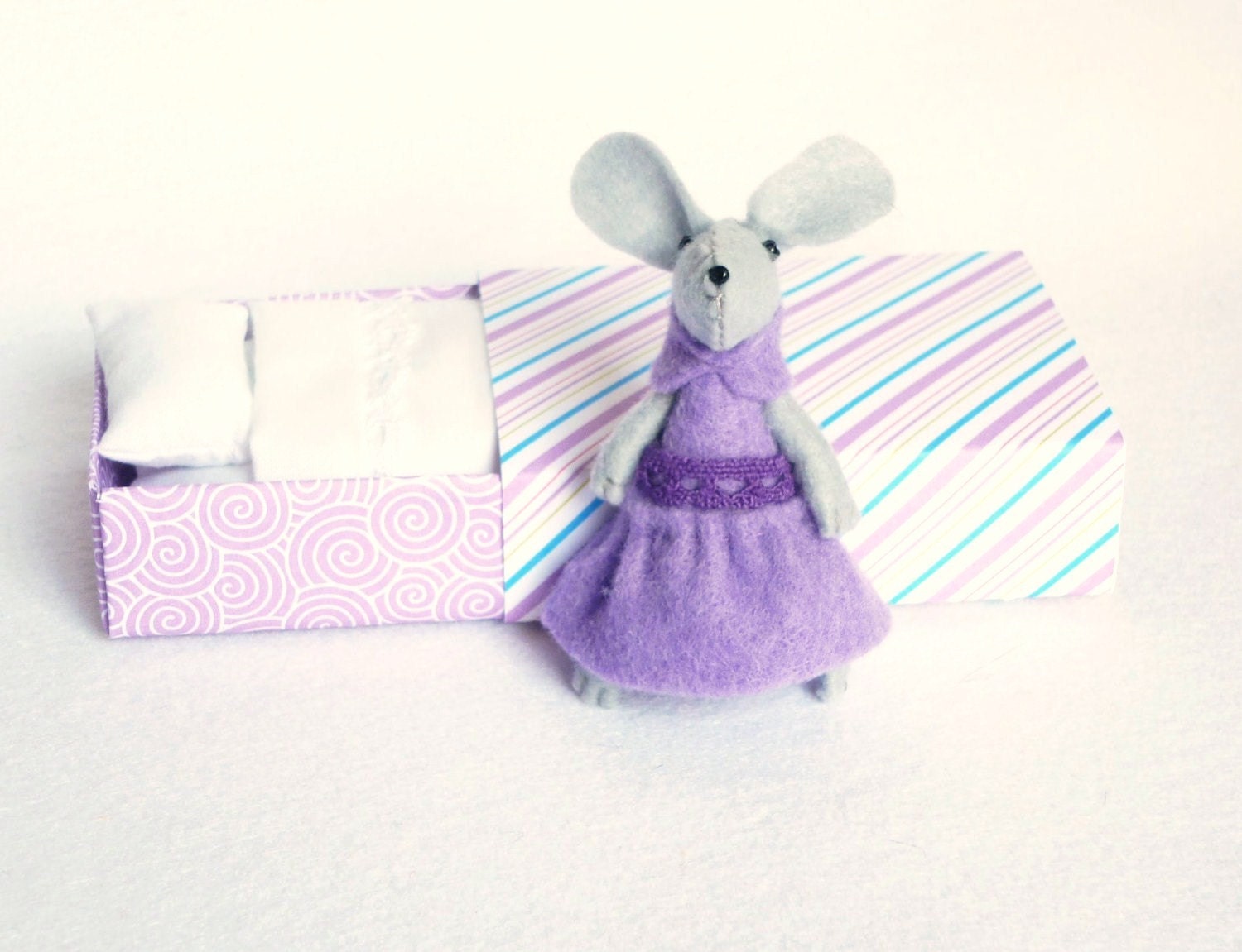 Lilac felt mouse in matchbox bed