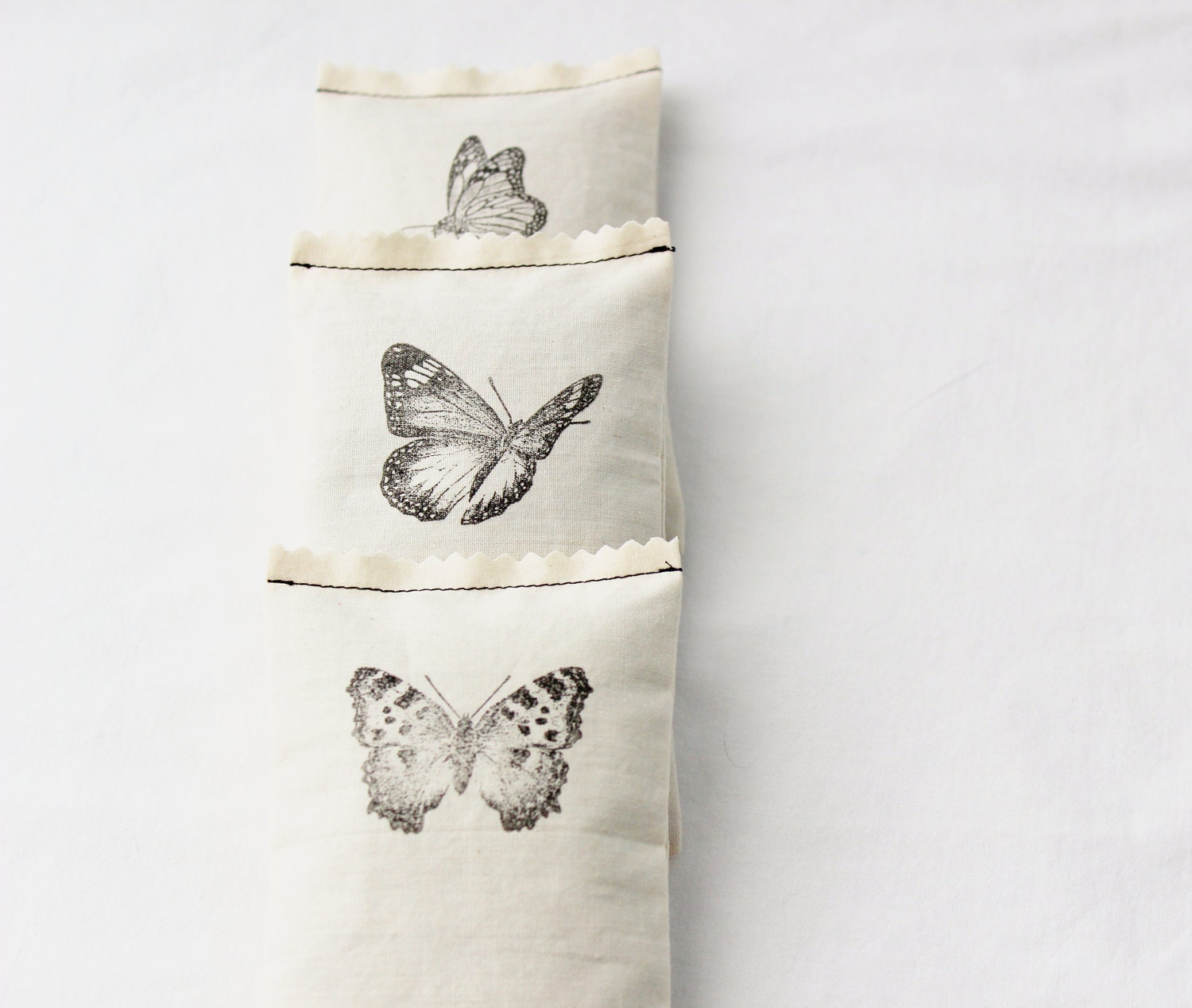 Butterfly Lavender Sachets - Romantic Home Decor - Natural Aromatherapy