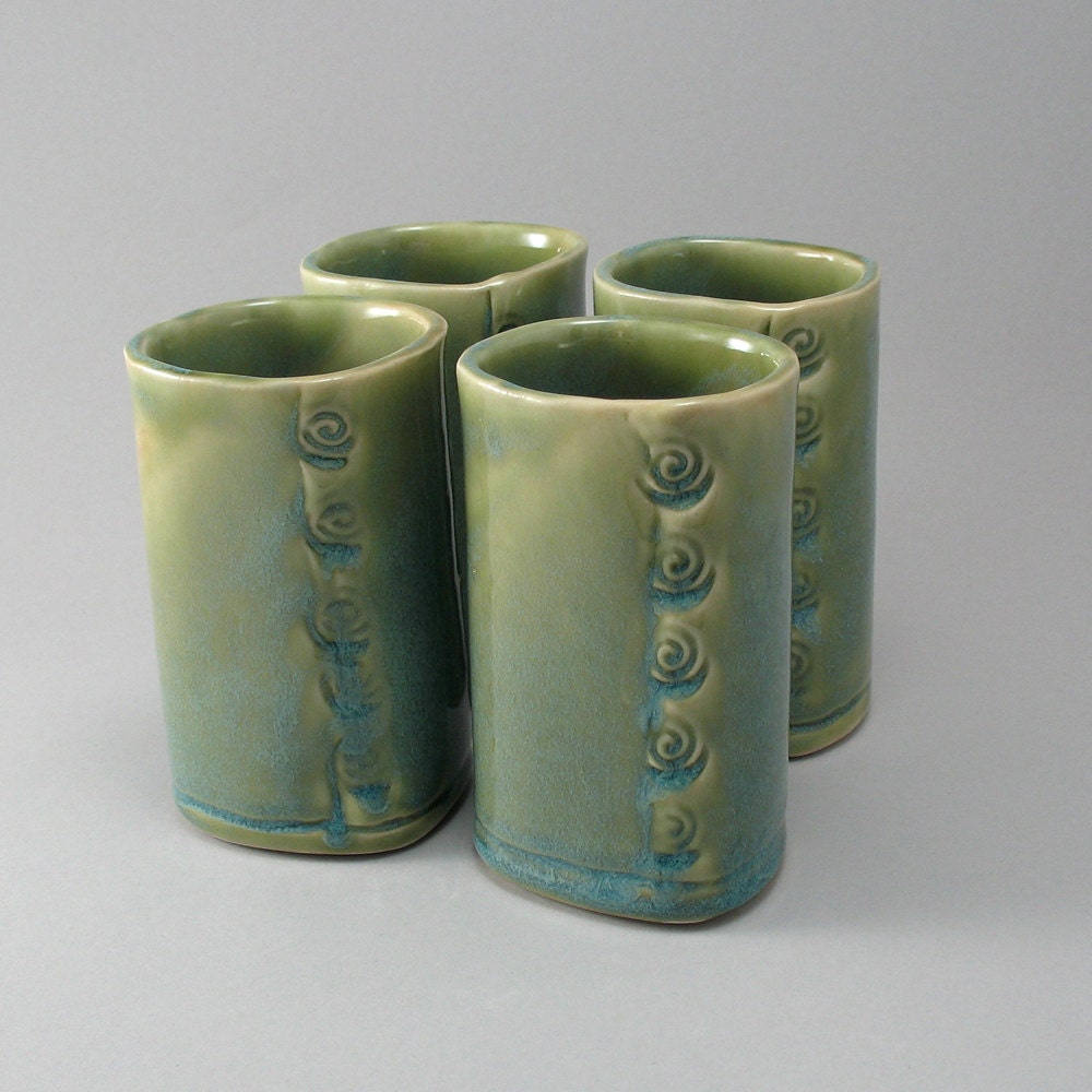 Set of four Tumblers