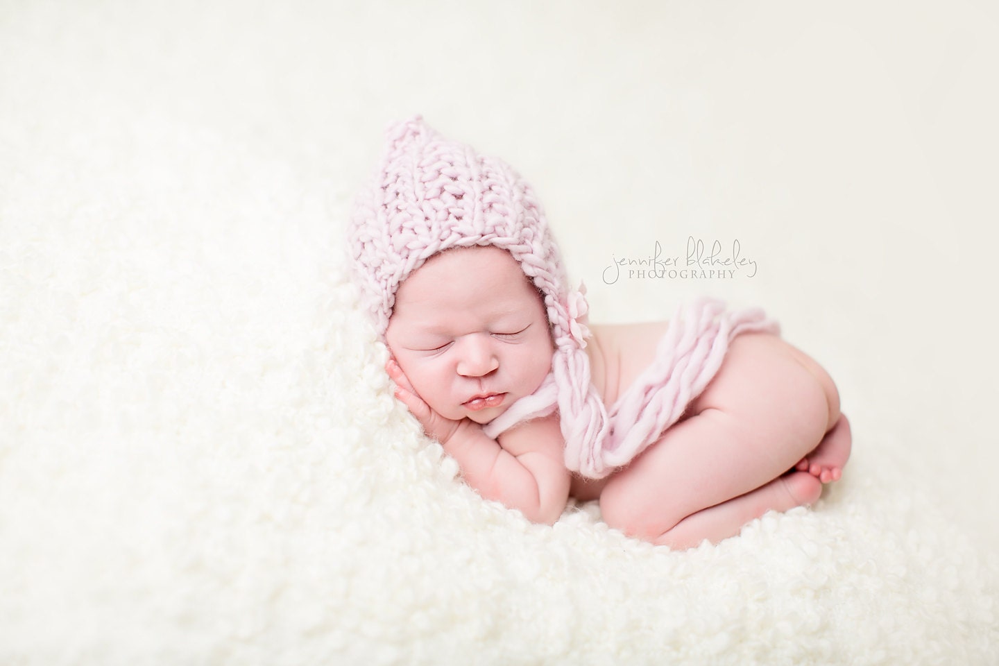 New Item - Ultra Fine Merino Wool Bonnet with Ties - newborn and infant photo prop