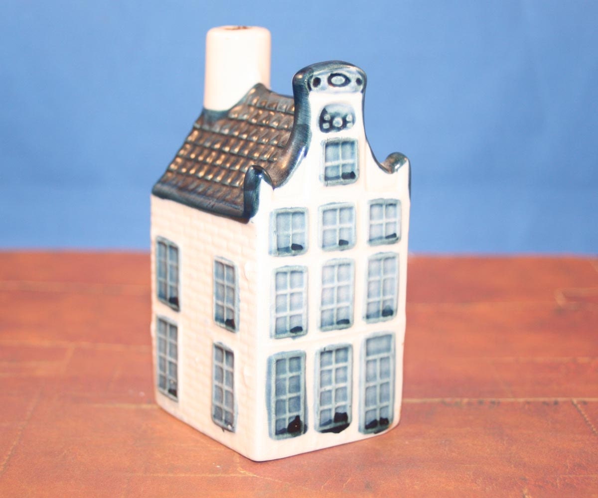 Amsterdam Delft Blue House 19