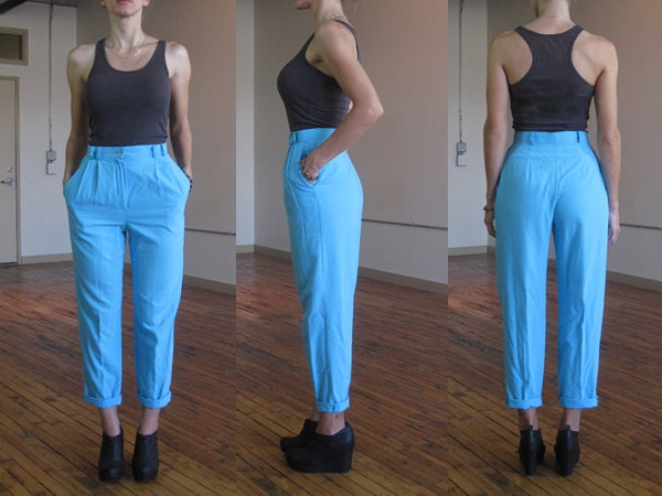 Vintage high waisted blue 80's pants / high waisted / fitted leg / high waisted skinny pants / lightweight pants