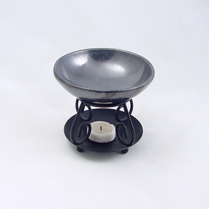 Aromatherapy Essential Oil Diffuser in SILVER Handmade Ceramic Pottery
