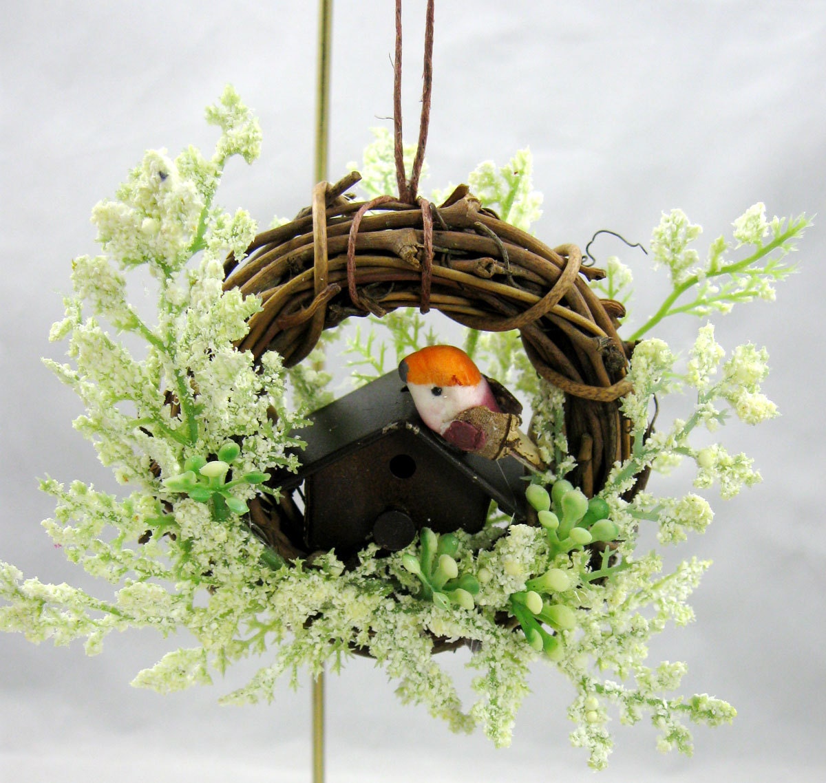 Bird and Rustic Birdhouse Christmas Ornament 618