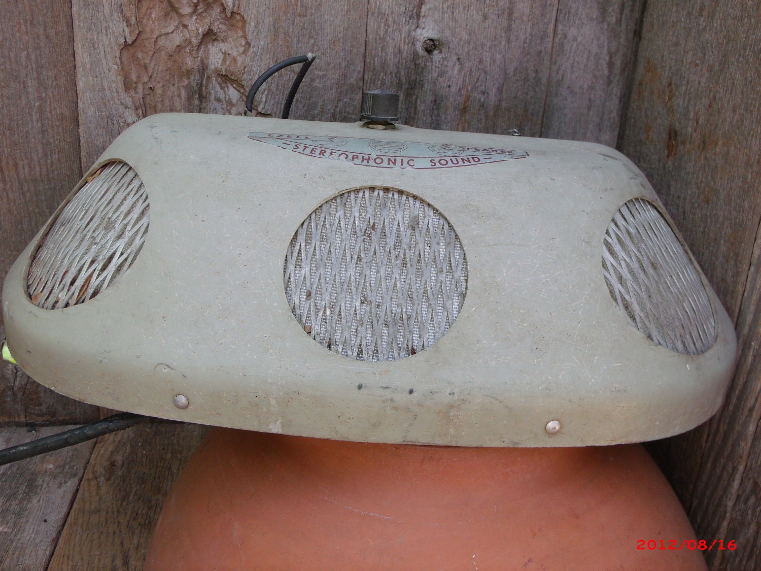 Ezelle Vintage Speaker Sterophonic sound