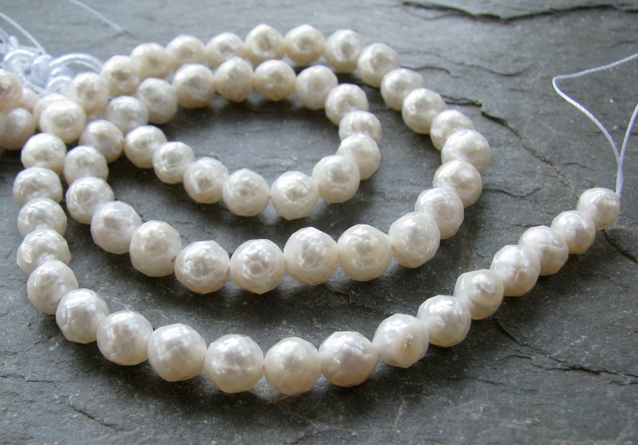 Designer White Faceted Freshwater Pearls, 16" Full strand, 6-7mm (6el4)