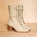 Lace up boots 5.5 - 5. Vintage 1980s cream leather stacked heel oxford boots. Leather soles.