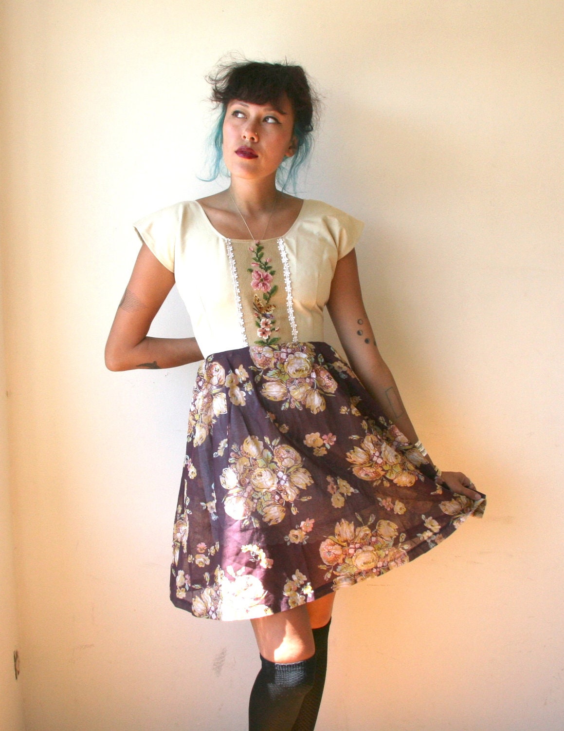 Boho Needlepoint Floral Mini Dress Sz M