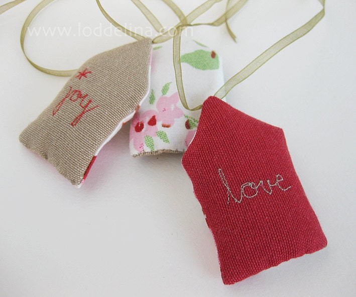 SALE - set of 3 - ornaments Joy Peace Love in oatmeal and pink green floral canvas