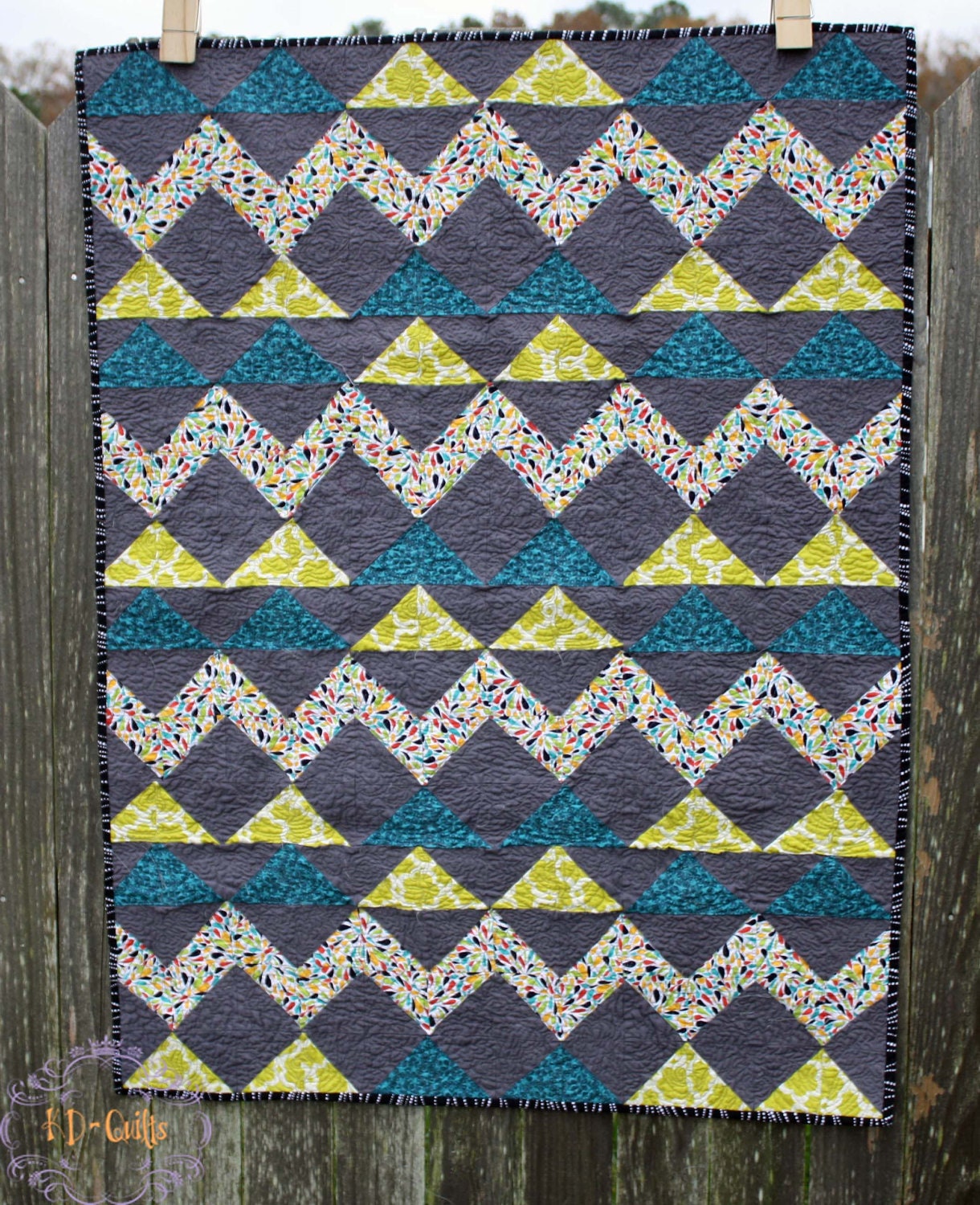 Diamond Chevrons Baby/Lap Size Quilt